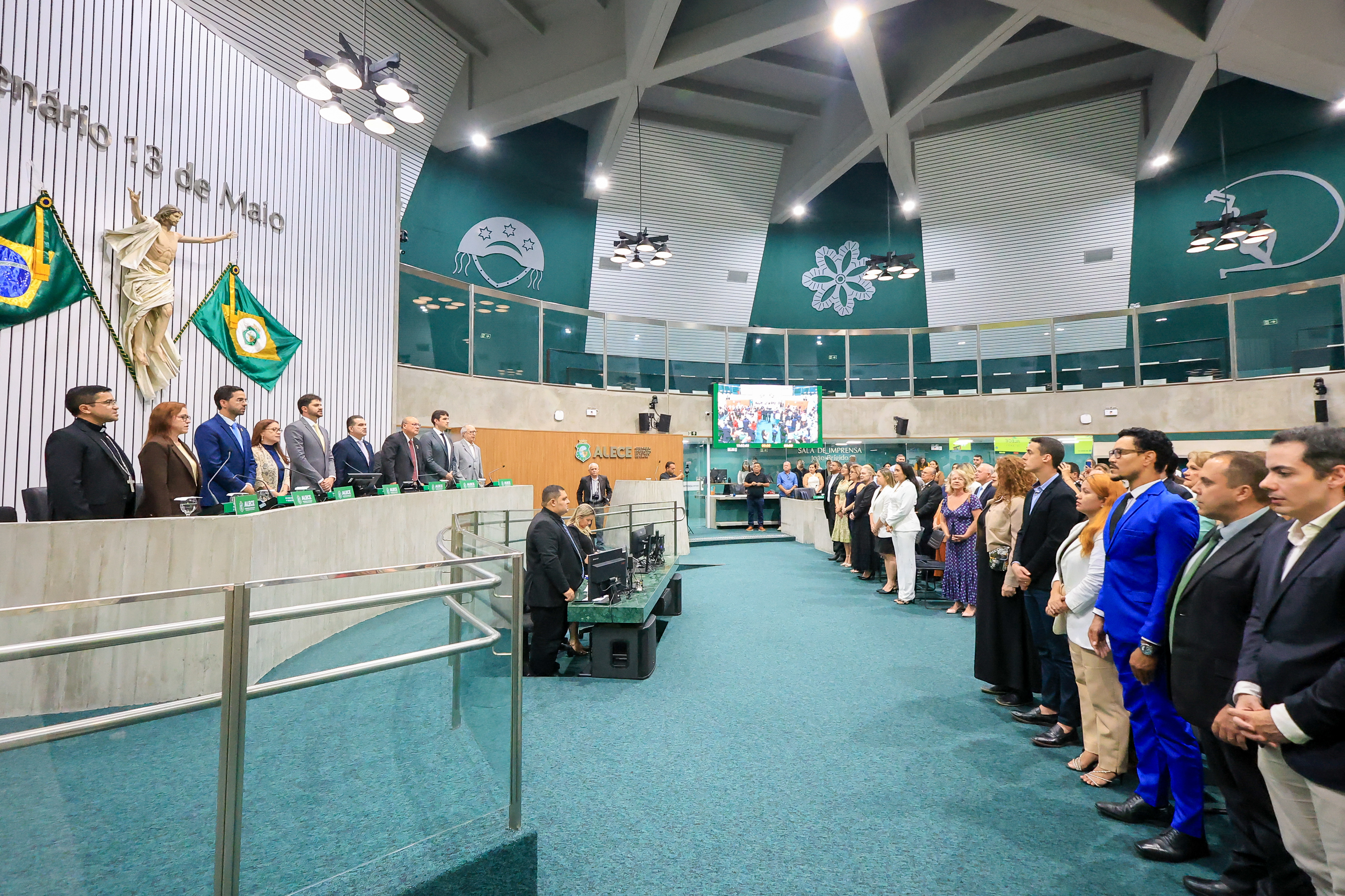 Alece homenageia instituições filantrópicas e reconhece a importância do trabalho realizado