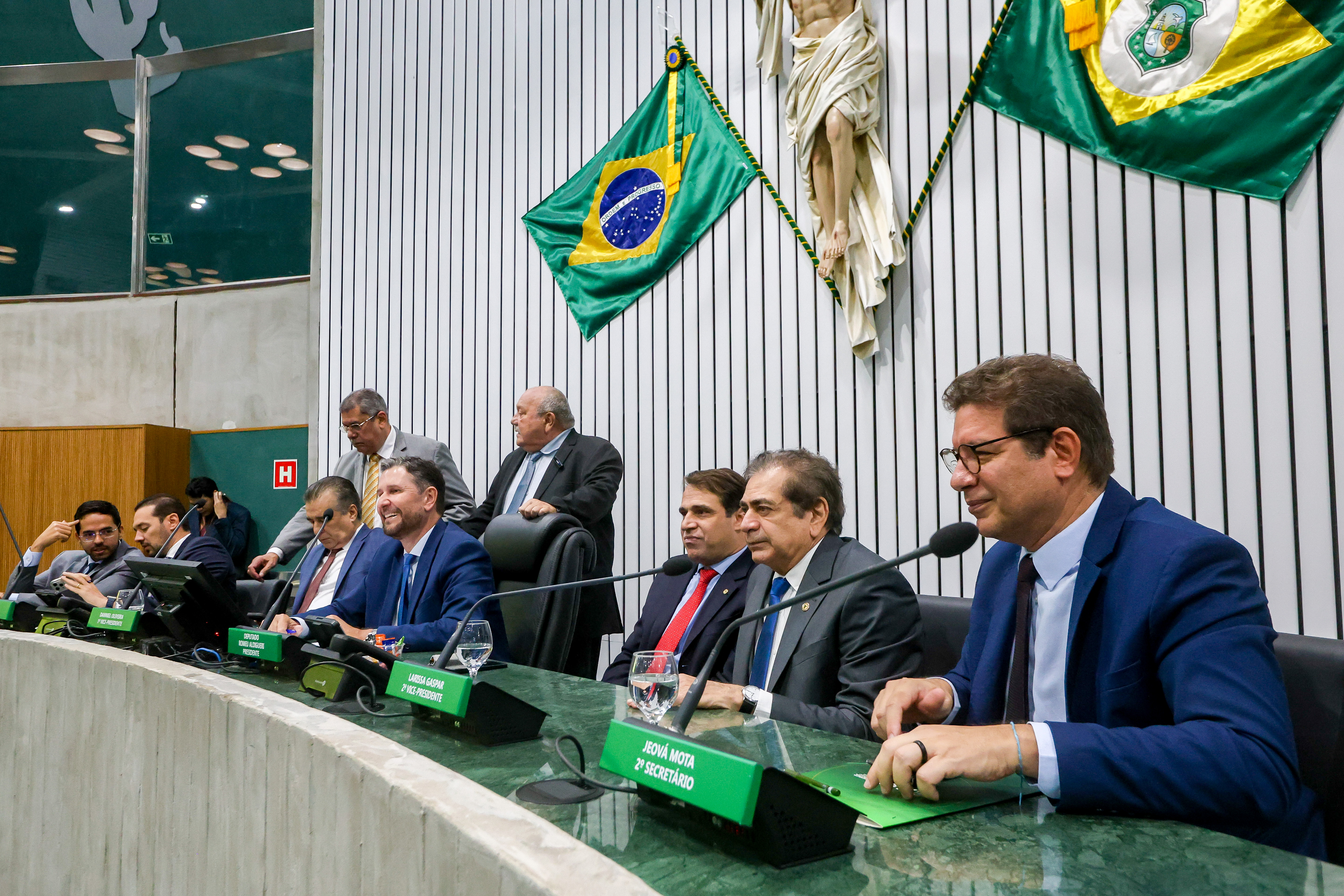 Alece aprova indicação para Conselho Diretor da Arce e outros 22 projetos
