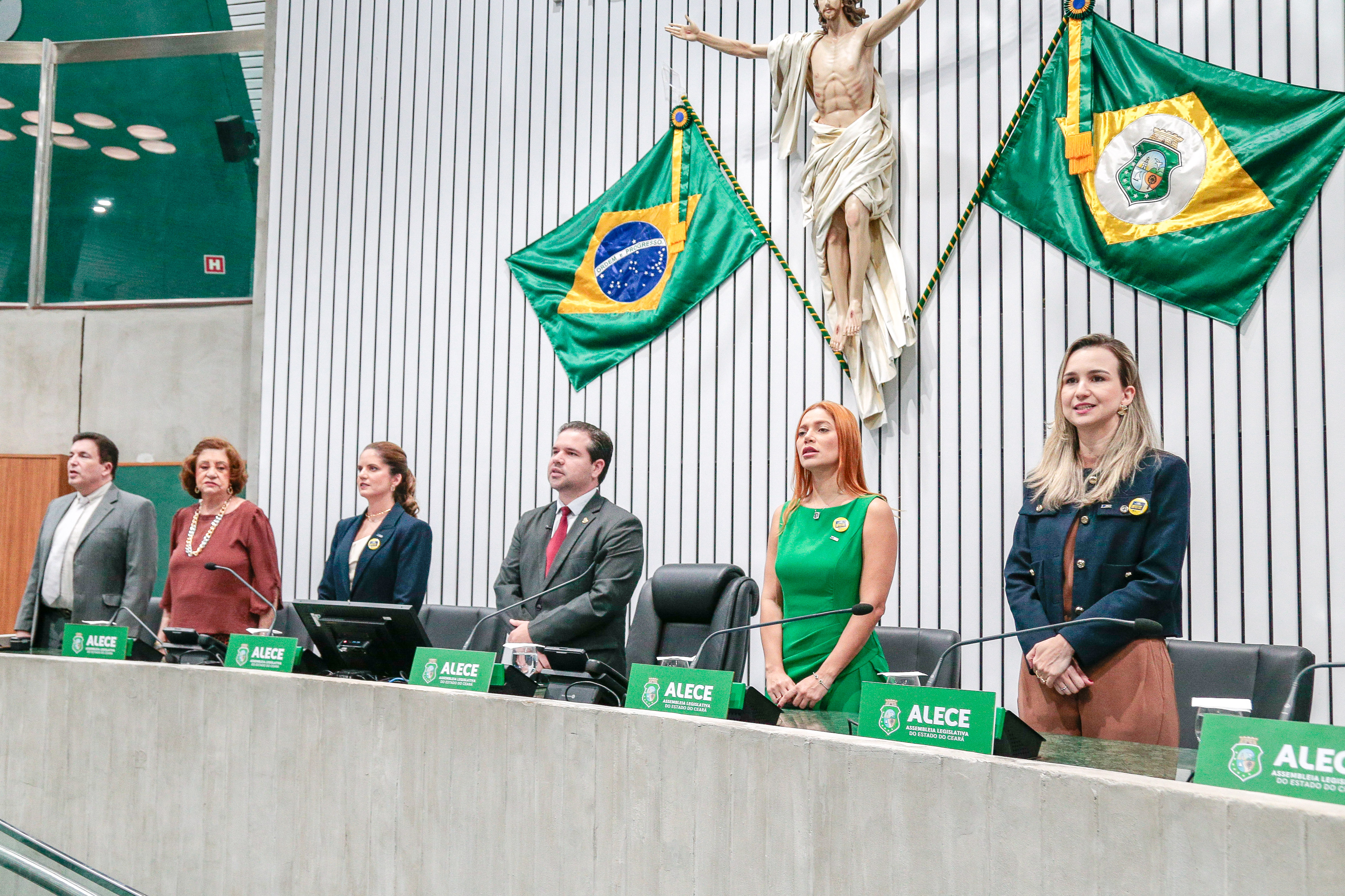 Sessão solene em homenagem ao movimento Dia Livre de Impostos