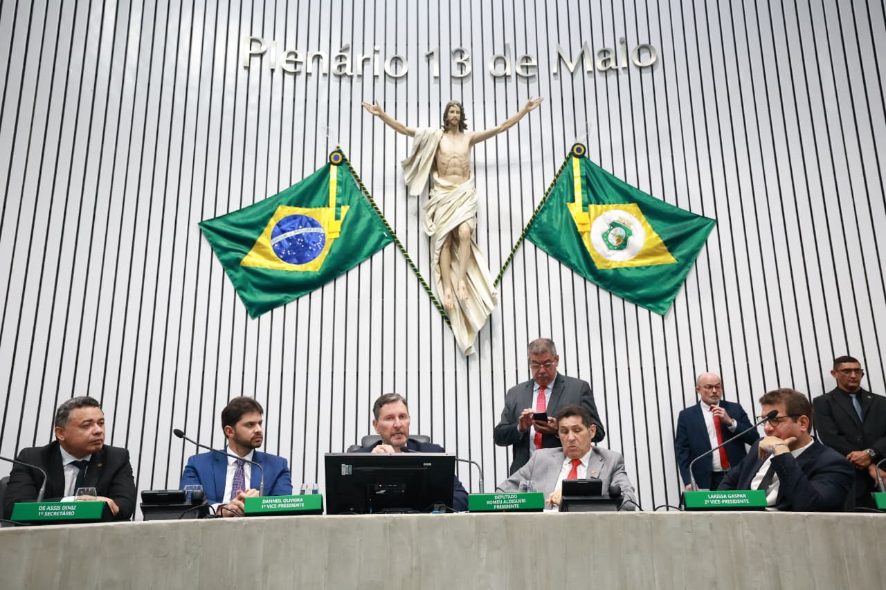 Presidente Romeu Aldigueri pede análise de novo código de ética parlamentar e destaca modernização
