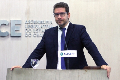 Renato Roseno critica adiamento do repasse de recursos da Lei Paulo Gustavo