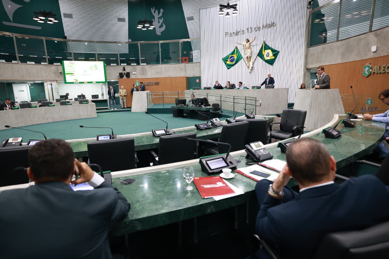 Parlamentares comentam políticas públicas e ações no interior do Ceará