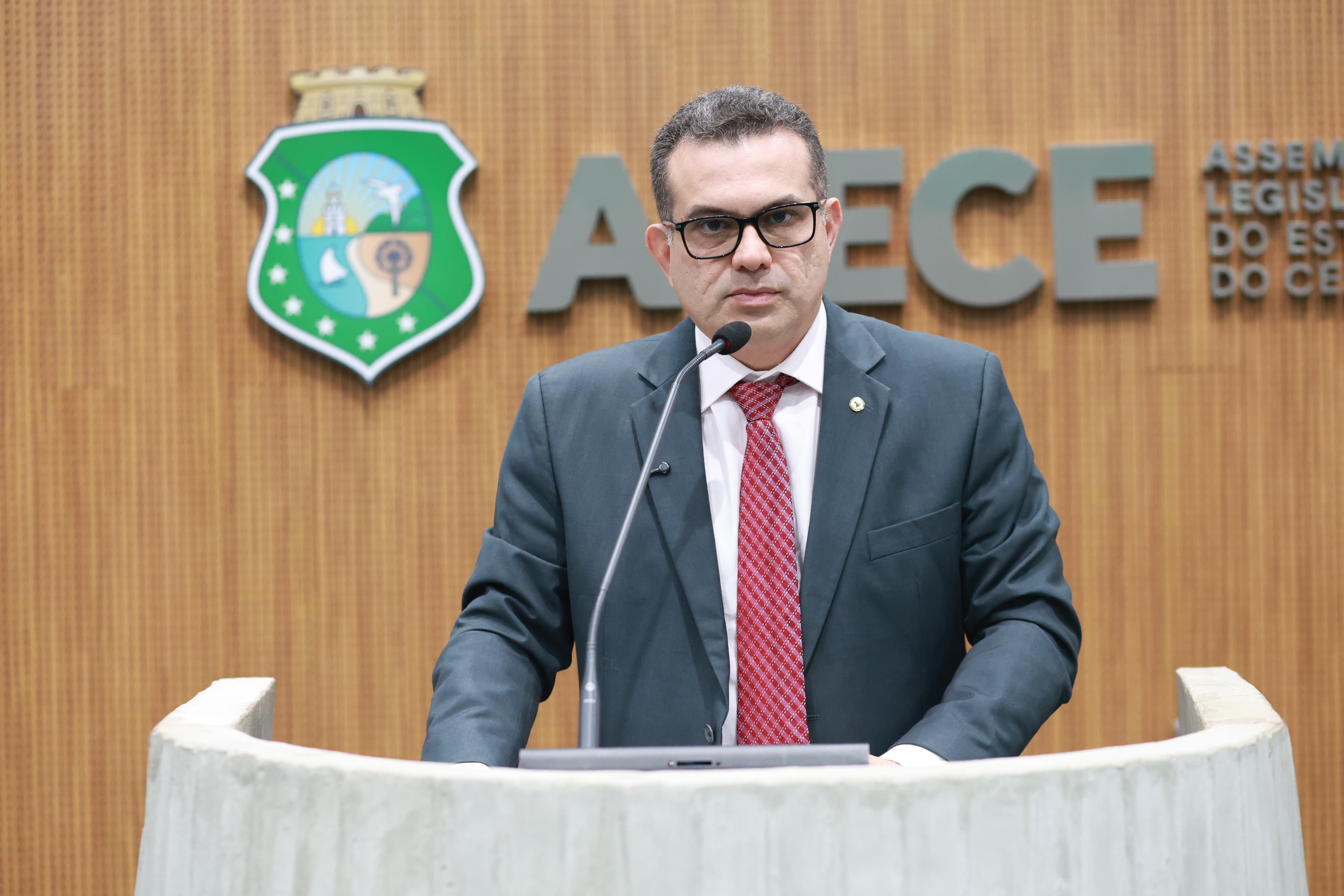 Deputado Simão Pedro (PSD)