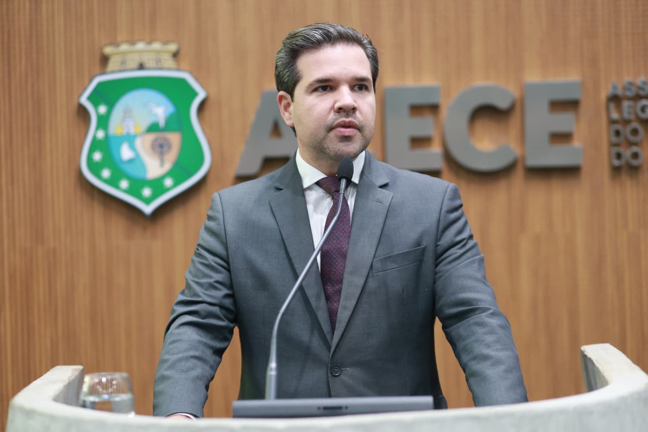 Deputado Bruno Pedrosa (PT)