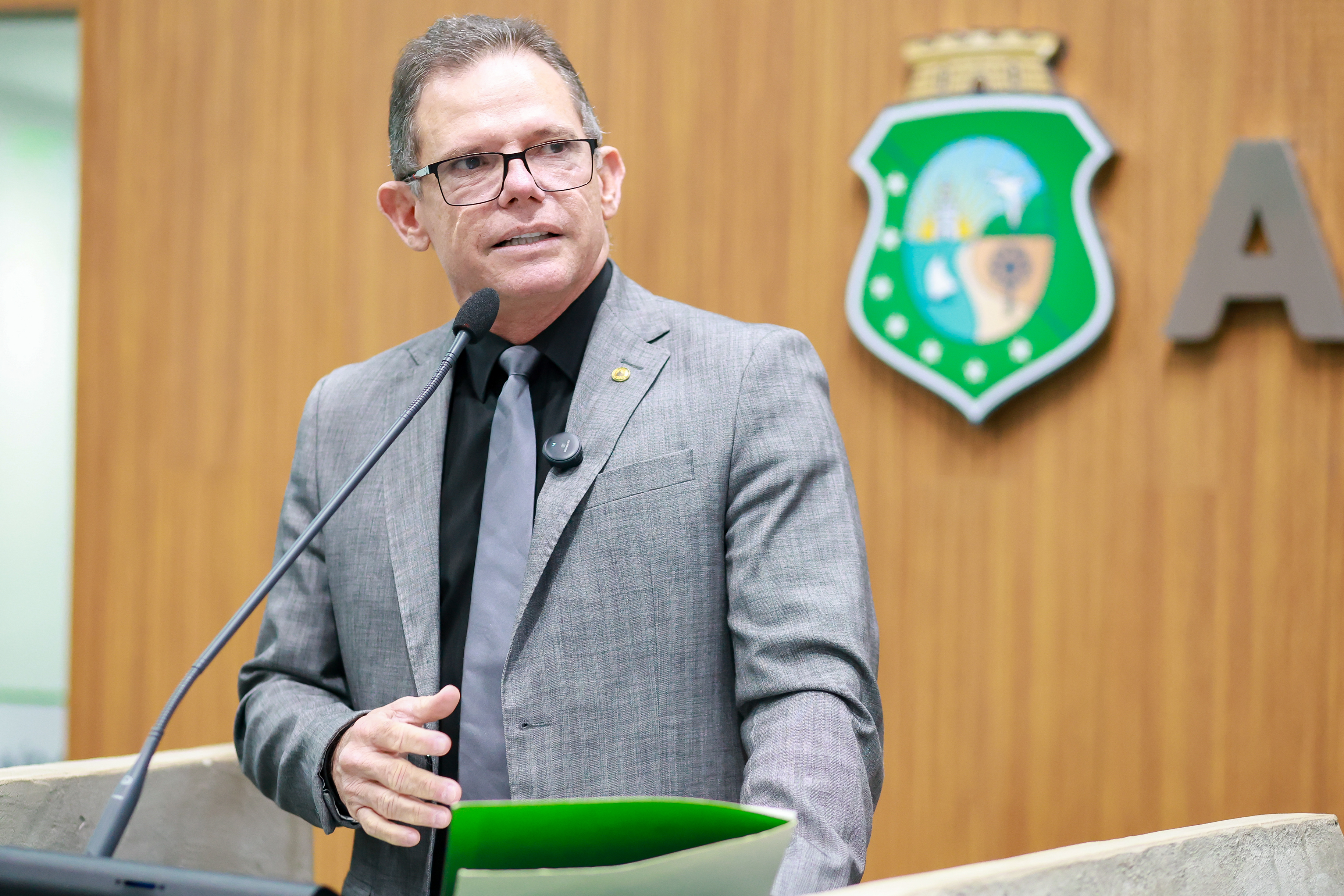 Deputado Lucinildo Frota (PL)