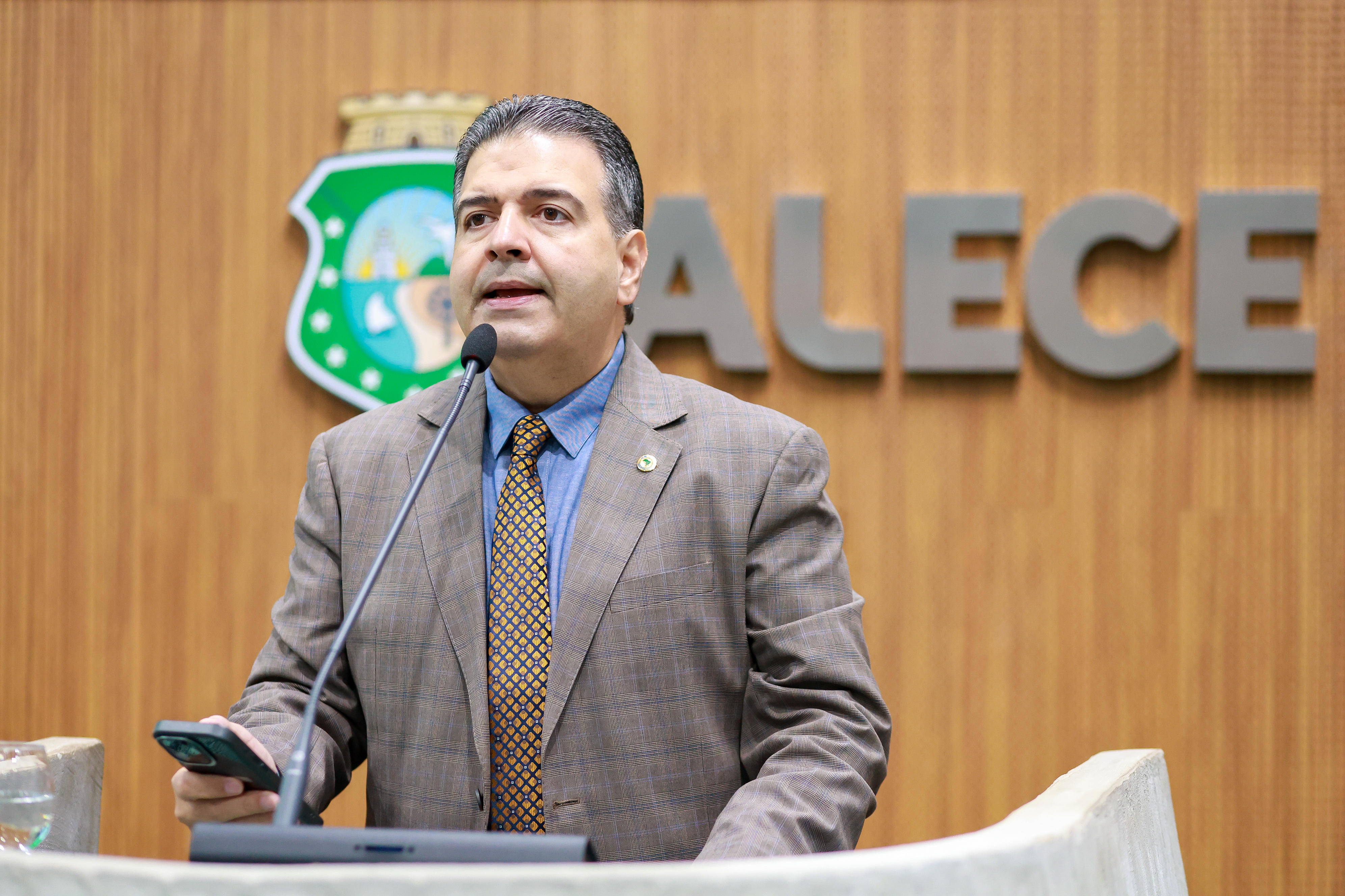 Deputado Felipe Mota (PSDB)