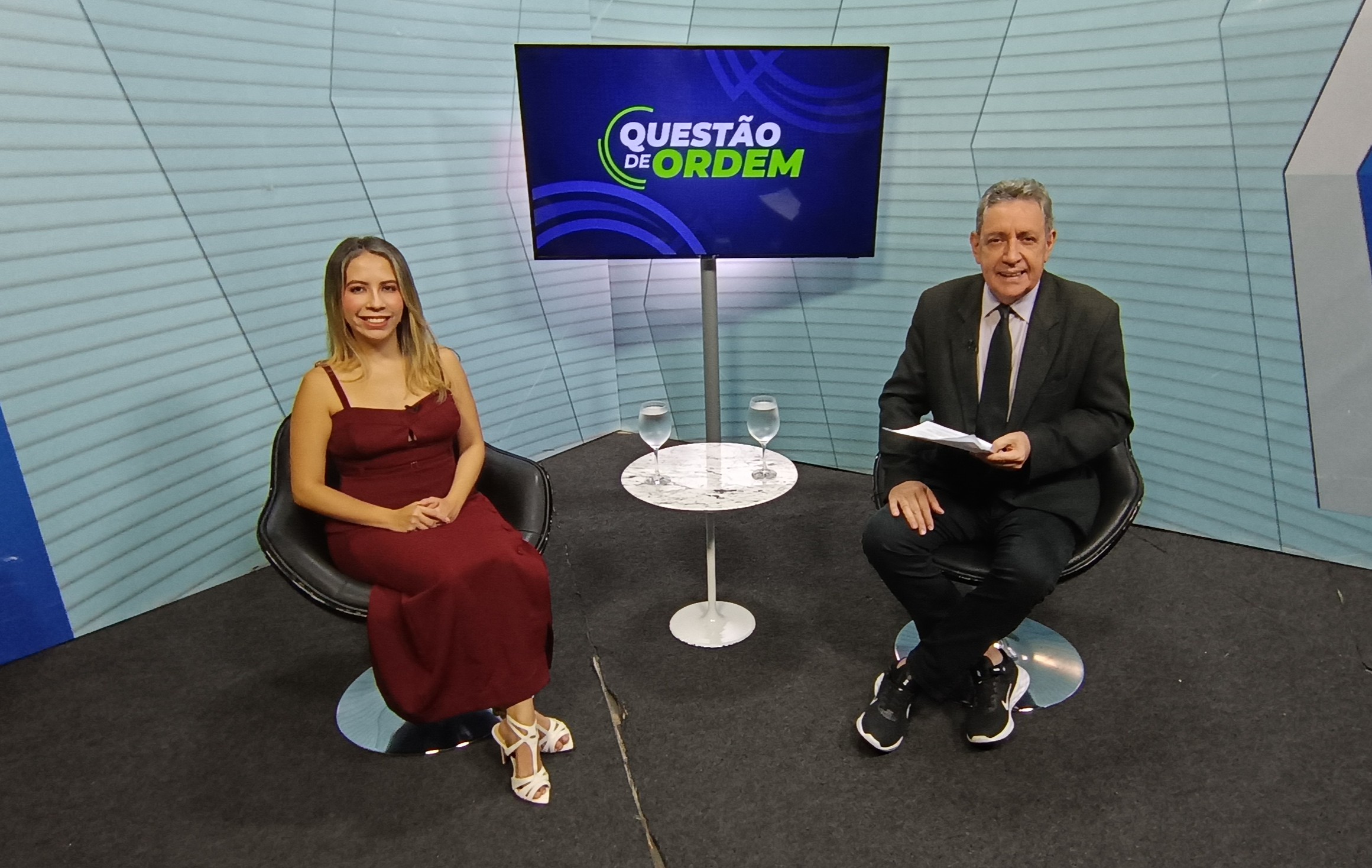 Tayanne Alexandre, diretora do Sinoredi-CE, e o jornalista Renato Abreu