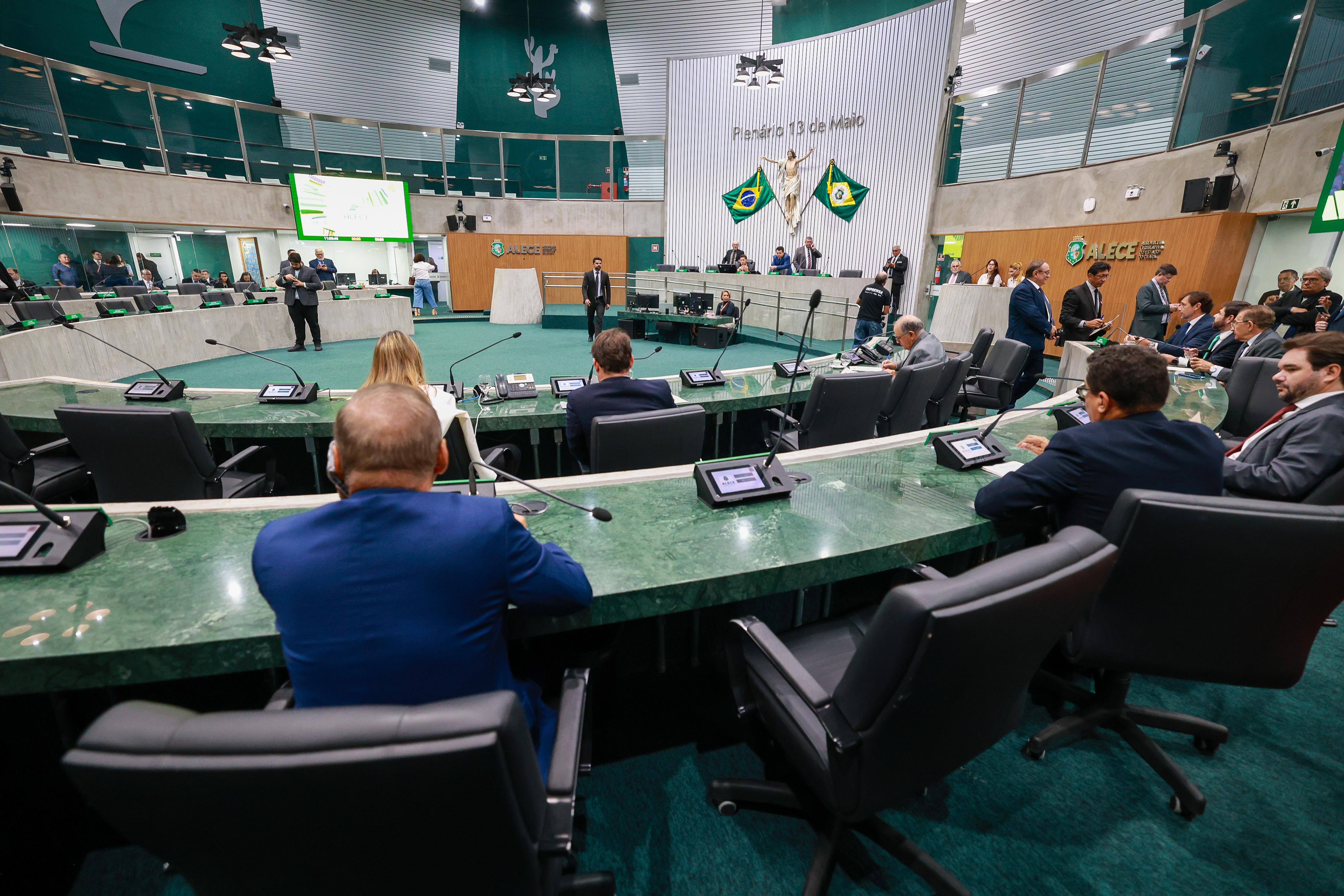 Alece aprova projeto que institui programa de parcelamento de débitos fiscais