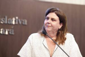 Dep. Fernanda Pessoa (PR)