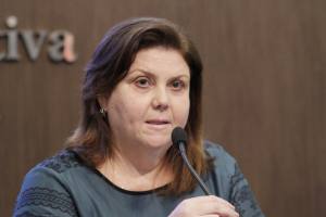 Dep. Fernanda Pessoa (PR)